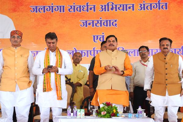 प्रदेश के हर गांव में उपलब्ध कराएंगे सिंचाई की सुविधा