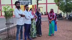 फोन पर पीड़िता से की गंदी डिमांड सरपंच की हरकतें