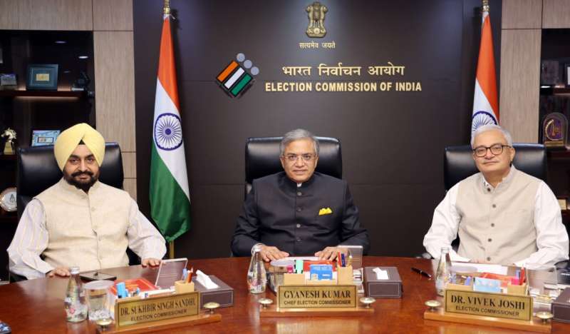 भारत निर्वाचन आयोग द्वारा चुनाव प्रक्रिया को लेकर राजनीतिक दलों के साथ विचार-विमर्श 6 भारत निर्वाचन आयोग द्वारा चुनाव प्रक्रिया को लेकर राजनीतिक दलों