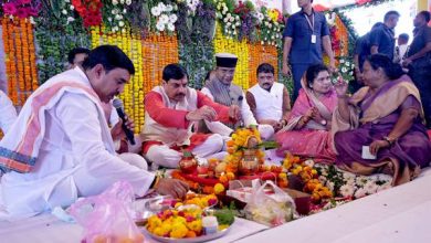 वर्तमान और भावी पीढ़ी को अपने गौरवशाली अतीत से जोड़ना