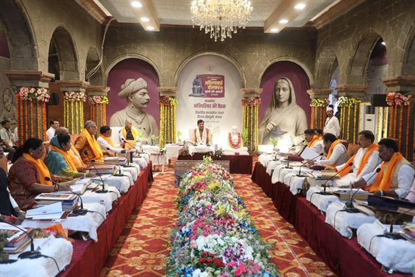 3 हजार 867 करोड़ रूपये की योजना और निर्माण कार्यों