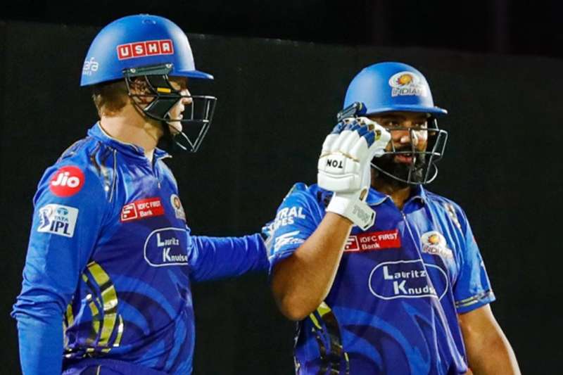 IPL में बड़ा उलटफेर मुंबई इंडियंस ने एक साथ बदले
