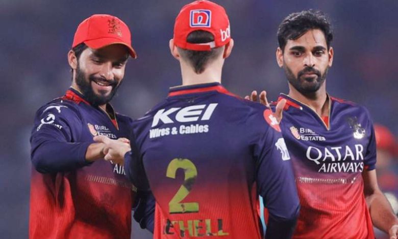 RCB की उम्मीदों को लगा झटका, स्टार खिलाड़ियों की गैरमौजूदगी पड़ सकती है भारी 1 RCB की उम्मीदों को लगा झटका स्टार खिलाड़ियों की गैरमौजूदगी
