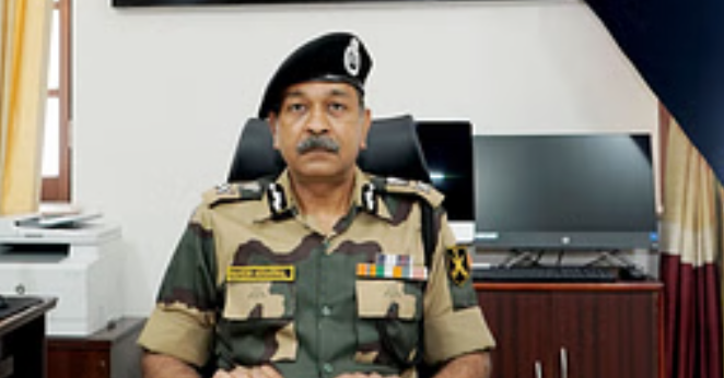 BSF: वरिष्ठ आईपीएस अधिकारी महेश अग्रवाल बने बीएसएफ के पूर्वी कमान के एडीजी 1 Screenshot 20250504 211826.Chrome28129