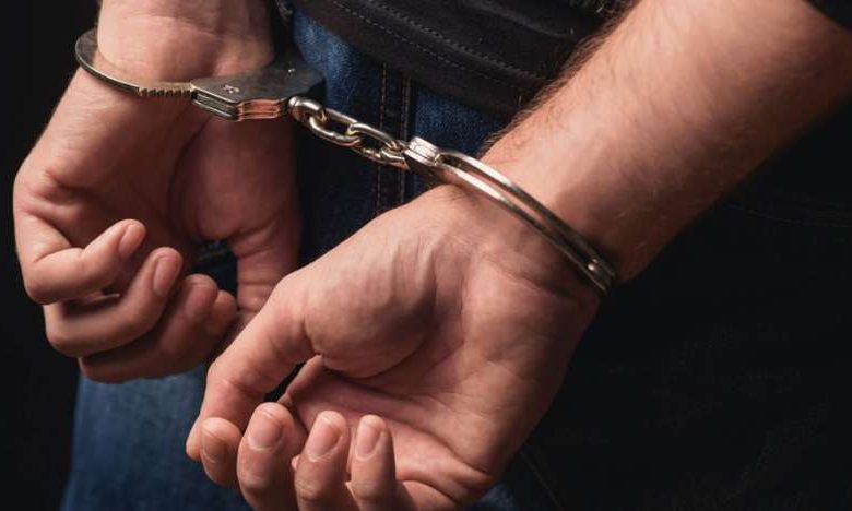 अशोका यूनिवर्सिटी के प्रोफेसर की दिल्ली में गिरफ़्तारी, ‘ऑपरेशन सिंदूर’ पर दी थी आलोचना 1 अशोका यूनिवर्सिटी के प्रोफेसर की दिल्ली में गिरफ़्तारी ‘ऑपरेशन सिंदूर