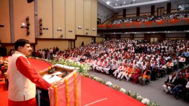 कर्मयोगी हैं प्रदेश के कर्मचारी उनकी कर्तव्य निष्ठा से ही