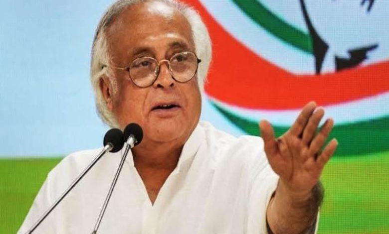 1962 के युद्ध की संसद में खुली चर्चा हो सकती है तो फिर आज क्यों नहीं? 1 कांग्रेस ने ट्रंप के दावे पर पीएम मोदी को घेरा