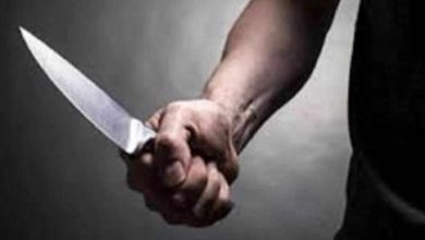 गर्लफ्रेंड को रोका तो सहेली बनी निशाना युवक ने चाकू