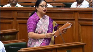 दिल्ली की विकास यात्रा में सबसे बड़ी रुकावट क्या है