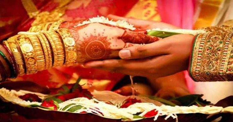 देवर-भाभी के इश्क के आगे झुके घरवाले, रचाई शादी 1 देवर भाभी के इश्क के आगे झुके घरवाले रचाई शादी