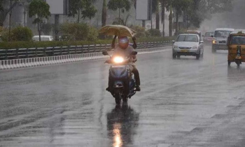 बारिश-ओलों के साथ बदलेगा मौसम, उत्तर भारत में राहत तो कहीं आफत 1 बारिश ओलों के साथ बदलेगा मौसम उत्तर भारत में राहत तो