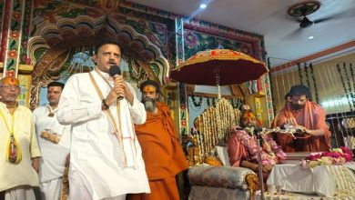 भारत संतों और ऋषियों की भूमि संत और ऋषि करते