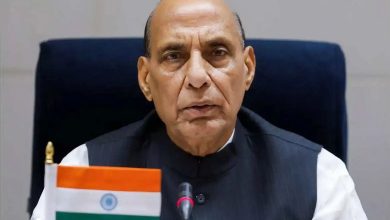 भुज एयरबेस पर सेना के जवानों से मिलेंगे रक्षा मंत्री