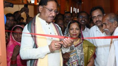 मुख्यमंत्री ने दोकड़ा में पीएम आवास योजना के हितग्राही संतु
