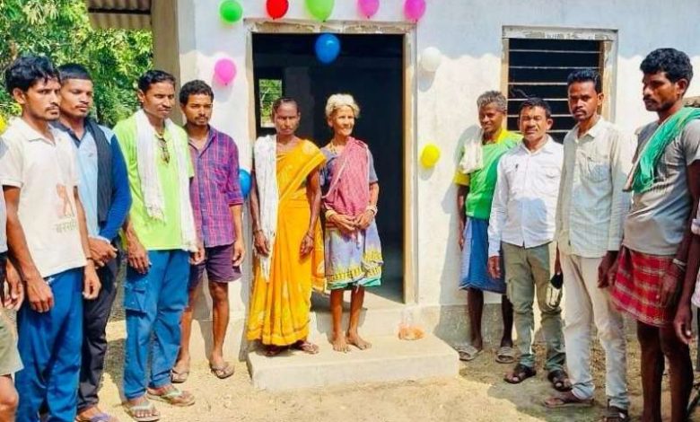 ’मोर आवास -मोर अधिकार’ कार्यक्रम के तहत सुकमा जिले के 851 हितग्राहियों के चेहरों पर आई पक्के आशियाने की मुस्कान 1 मोर आवास मोर अधिकार कार्यक्रम के तहत सुकमा जिले के