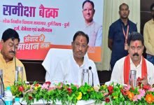 राजस्व समस्याओं के निराकरण में तेजी लाएं मुख्यमंत्री ने दिए
