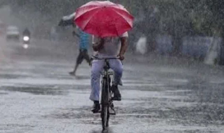 रायपुर में सुबह से मूसलधार बारिश, 20 जिलों में मौसम अलर्ट जारी 1 रायपुर में सुबह से मूसलधार बारिश 20 जिलों में मौसम