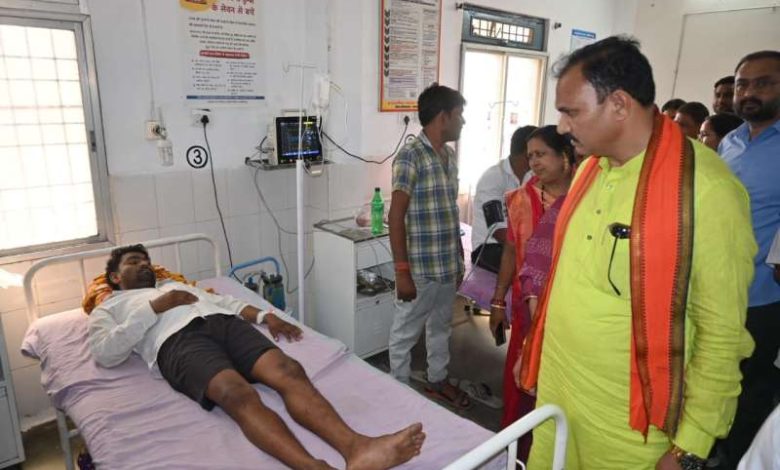स्वास्थ्य मंत्री जायसवाल ने सीएचसी लवन का किया निरीक्षण 1 स्वास्थ्य मंत्री जायसवाल ने सीएचसी लवन का किया निरीक्षण