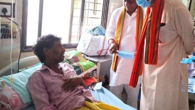 स्वास्थ्य मंत्री श्याम बिहारी जायसवाल ने जिला अस्पताल महासमुंद का