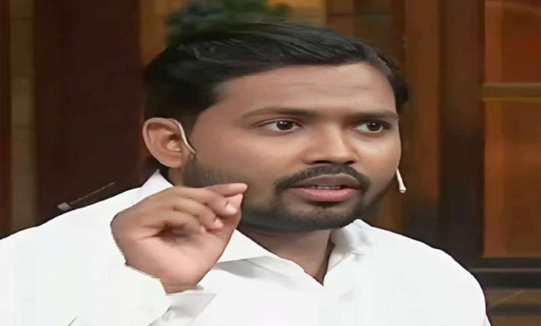 ‘पाकिस्तान में कोई अच्छा आदमी नहीं रहता’, सोशल मीडिया पर मचा बवाल 1 ‘पाकिस्तान में कोई अच्छा आदमी नहीं रहता सोशल मीडिया पर