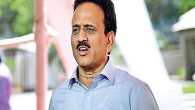 उद्धव के राजनीतिक दुश्मन हैं राउत पार्टी को कर रहे