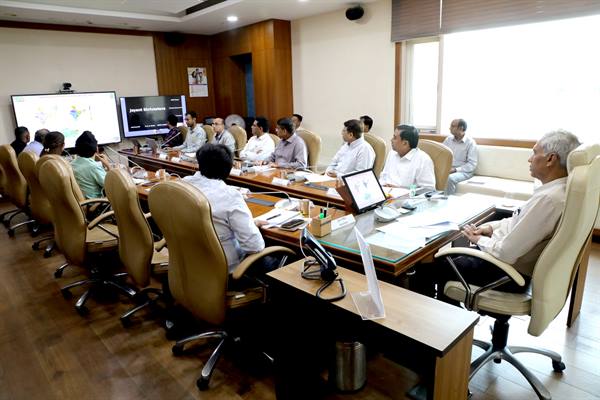 चैक लिस्ट बनाकर करें बाढ़ राहत और बचाव संबंधी निर्देशों का पालन
