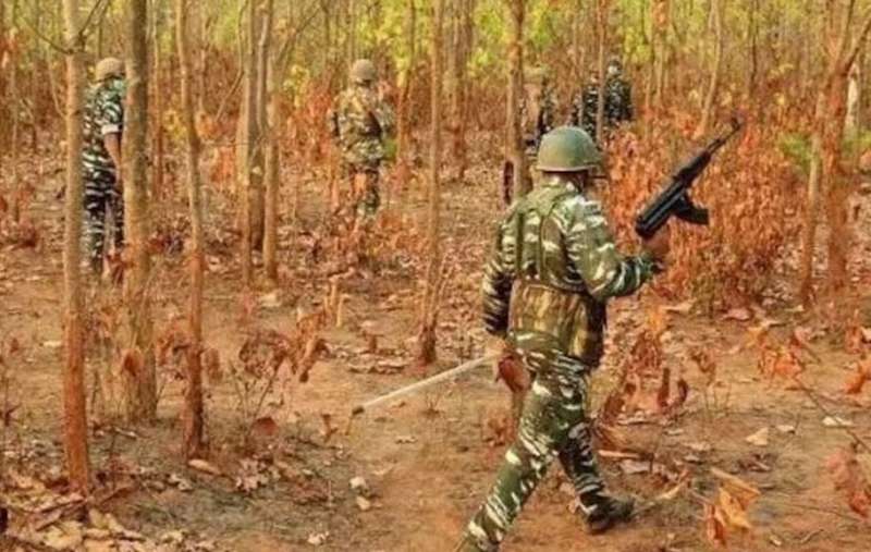 बसव राजू की मौत से कमजोर पड़ा माओवादी नेटवर्क 1400