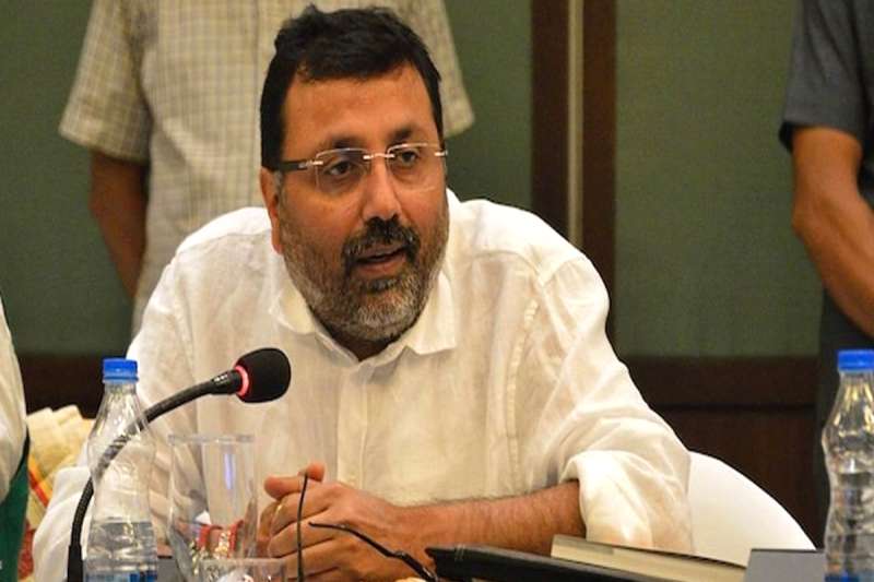 निशिकांत ने राहुल को घेरा कहा- नेहरू ने उड़ीसा का चरबटिया एयरपोर्ट अमेरिका को दिया 6 भाजपा सांसद निशिकांत ने कसा राहुल पर तंज