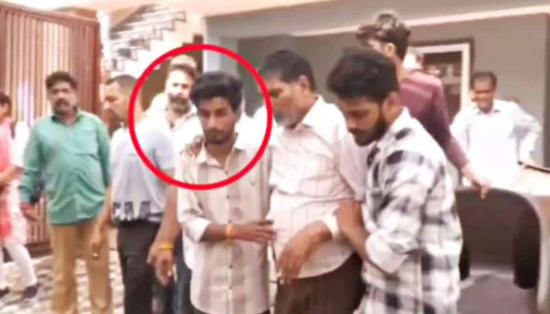 राजा के अंतिम संस्कार में भी पहुंचा था राज कुशवाहा