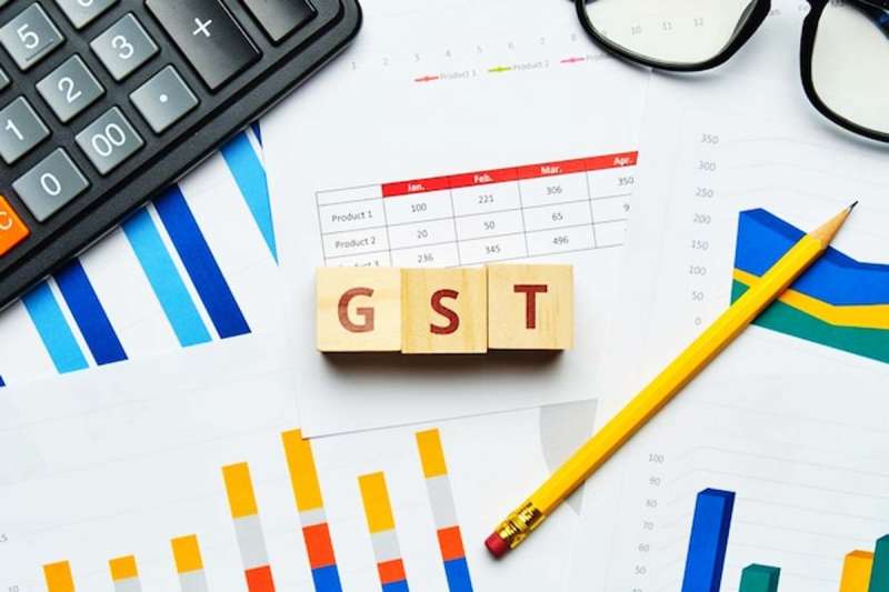 सरकार की GST दरों को सरल बनाने की पहल 12