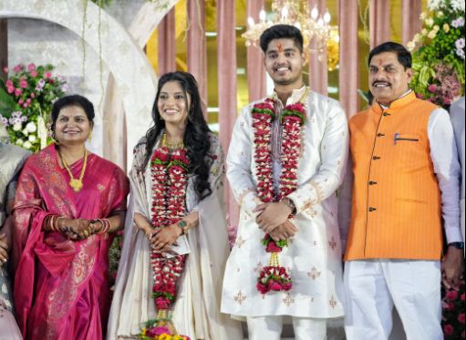 CM मोहन यादव के छोटे बेटे की सगाई सादे समारोह