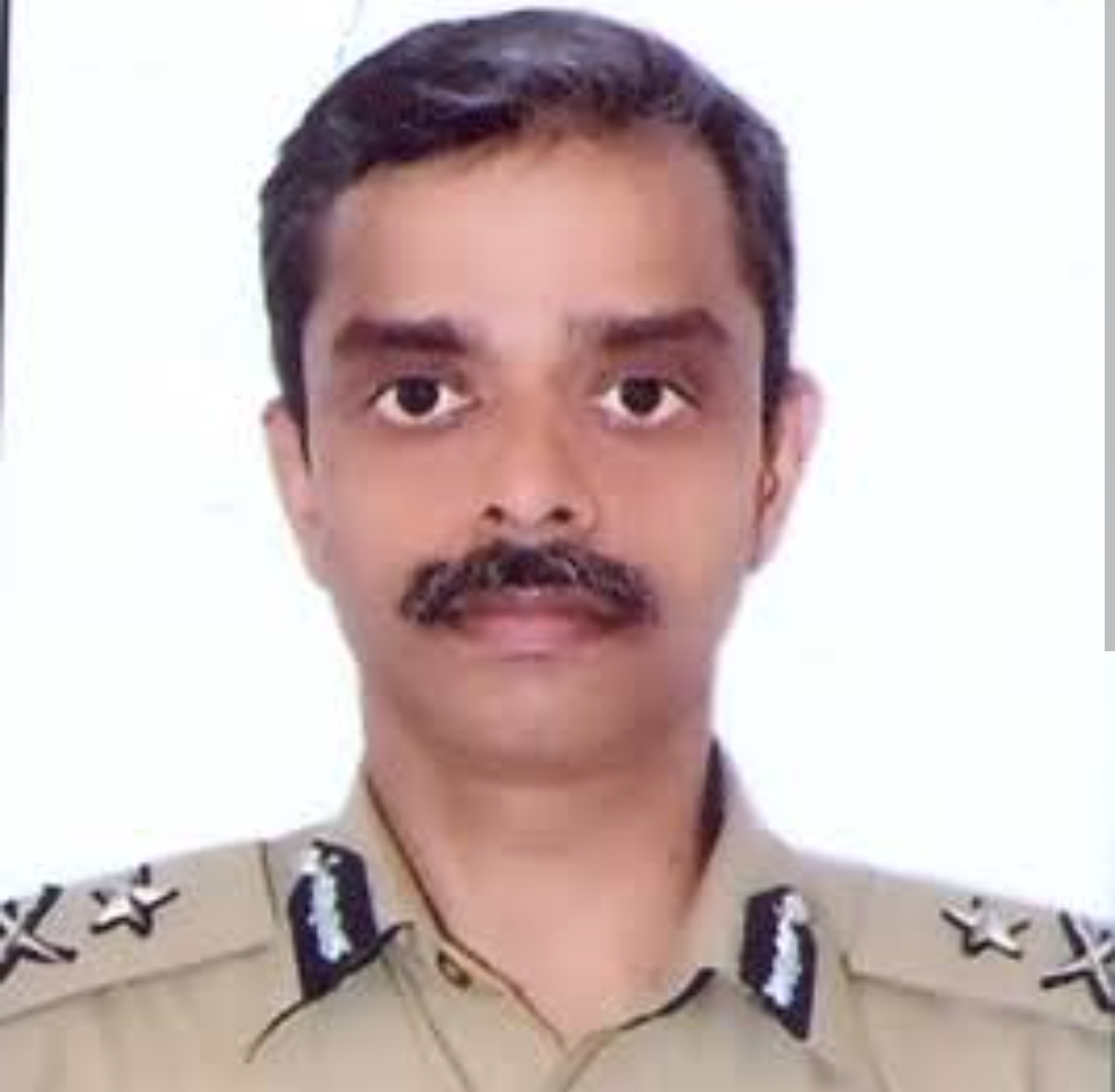 IPS: एक वॉट्सऐप मैसेज ने लगाया IPS के करियर पर ग्रहण, डेढ़ साल पहले मांगा VRS, अखिलेश क्यों घेर रहे योगी सरकार को? 7 Screenshot 20250609 140125.Chrome28129