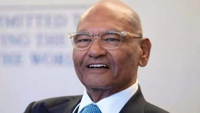 अब 9400 करोड़ की डील कर दे दी बिड़ला को