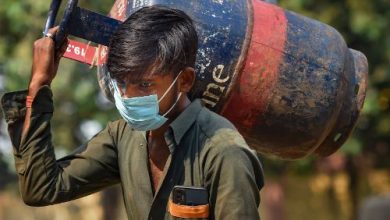 आम आदमी को झटका घरेलू LPG सिलेंडर की कीमतें स्थिर