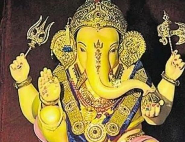 कब है आषाढ़ महीने की विनायक चतुर्थी अयोध्या के ज्योतिषी