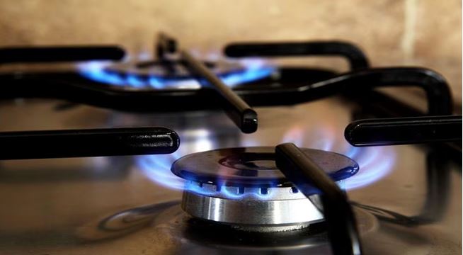 गैस पर रोटी बनी तकरार की जड़ समझाइश से बनी