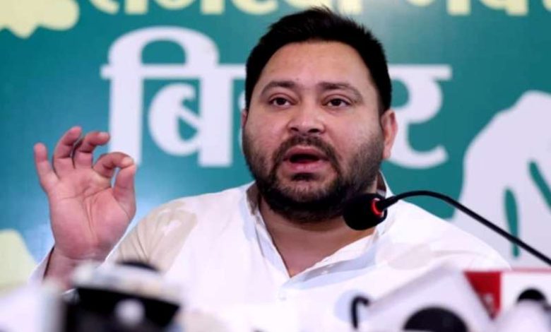 तेज प्रताप परिवार को लेकर बेहद संवेदनशील हैं 1 तेजस्वी यादव ने बदली रणनीति जानें नए सियासी समीकरण