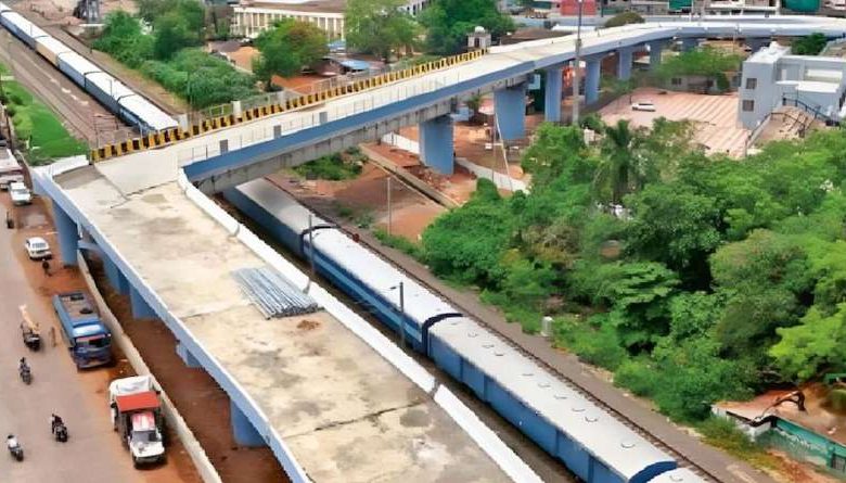 पूरे देश में मशहूर हुआ भोपाल में 90 डिग्री मोड़ वाला ब्रिज, अब होगा बदलाव 1 पूरे देश में मशहूर हुआ भोपाल में 90 डिग्री मोड़