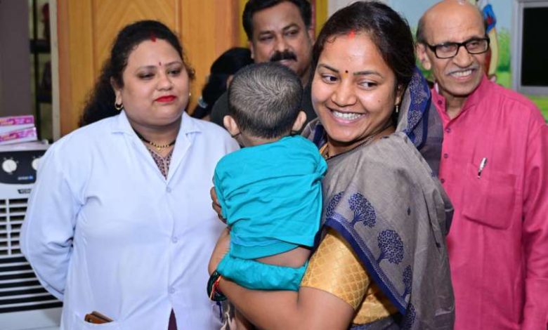 मंत्री लक्ष्मी राजवाड़े ने किया सेवा भारतीय मातृ छाया शिशु