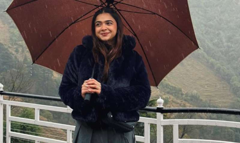 अपूर्वा मुखीजा का वायरल वीडियो पैपराजी से बोलीं ‘गुस्सा मत