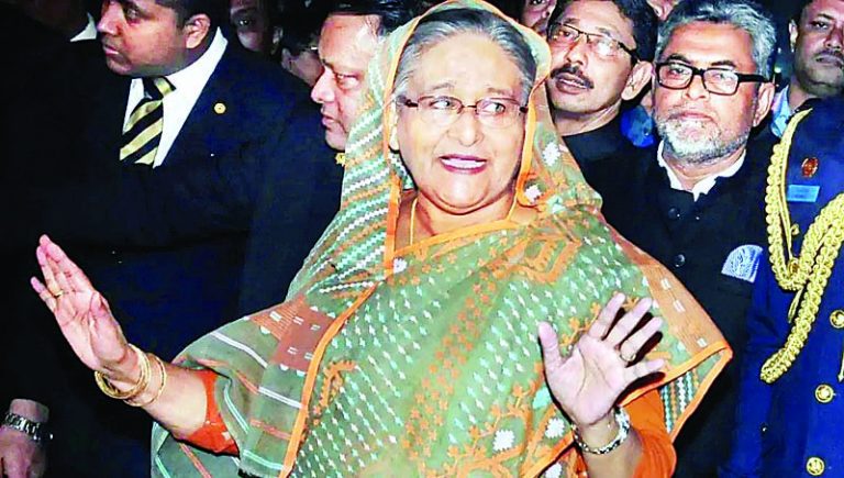 तख्तापलट से पहले हसीना की अफसर को चेतावनी प्रदर्शनकारियों पर