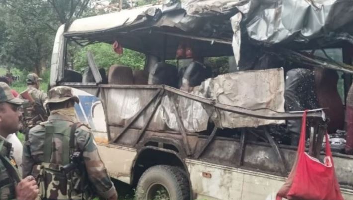 देवघर में मंगलवार सुबह एक बड़ा हादसा हो गया18 कांवड़ियों