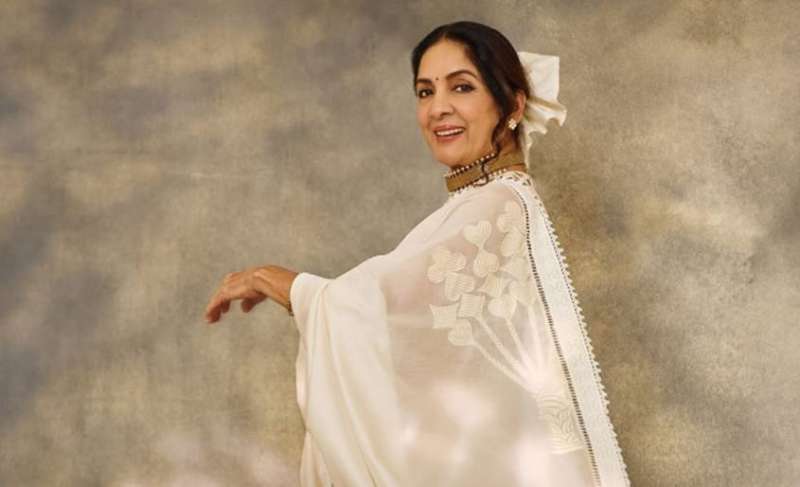 नीना गुप्ता का इमोशनल कनेक्शन बोलीं प्यार में भी कभी कभी