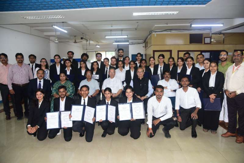 मध्यप्रदेश मानव अधिकार आयोग में ग्रीष्मकालीन इंटर्नशिप कार्यक्रम संपन्न