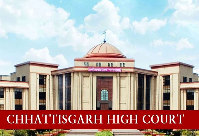 मॉल संचालक के बाद अब अफसर की पत्नी हाईकोर्ट ने
