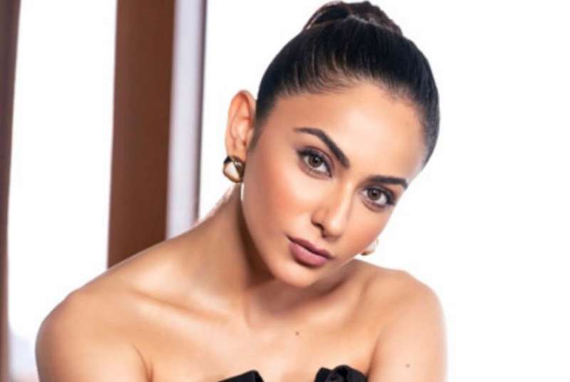 रकुल प्रीत ने पोस्ट के जरिए बताया योग का महत्व