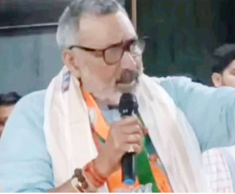 राहुल गांधी सेना के ऑपरेशन में मज़ा ढूंढ रहे हैं