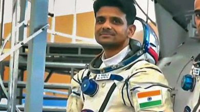 ISS में छुट्टी के दिन शुभांशु शुक्ला ने परिवार से