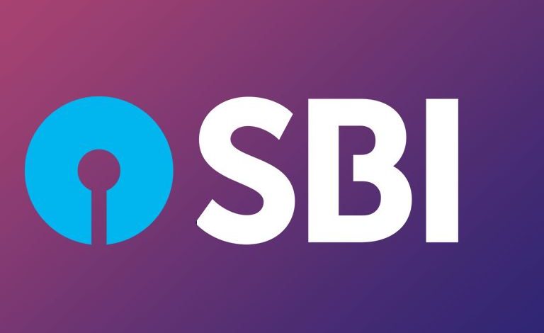 ऑफिस में दोस्तों संग छलकाए जाम, वीडियो वायरल 1 SBI की 35 लाख करोड़ की राशि पर खुली बहस