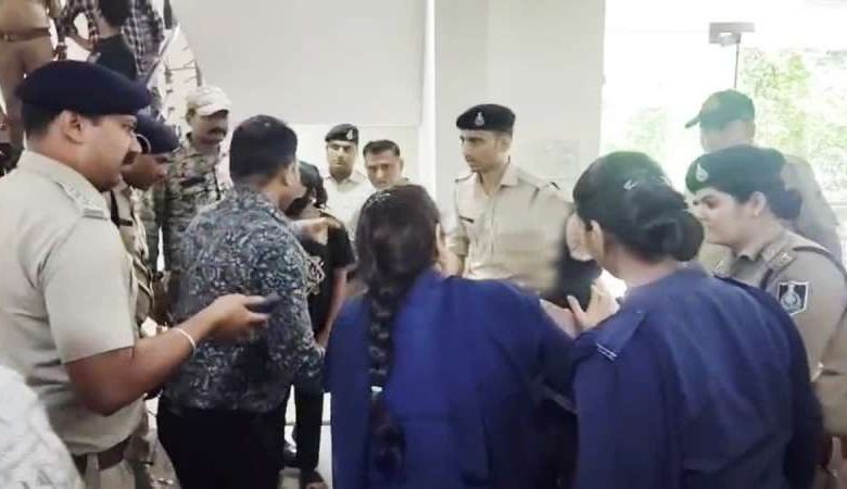 SP ऑफिस में महिला ने की आत्महत्या की कोशिश 4